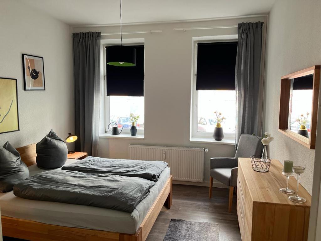 Schmuckstück im Herzen Rostocks mit grüner Oase Exterior foto